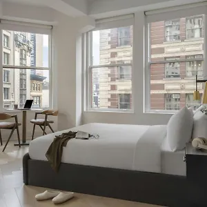 Flatiron Hotel, Sonder Отель