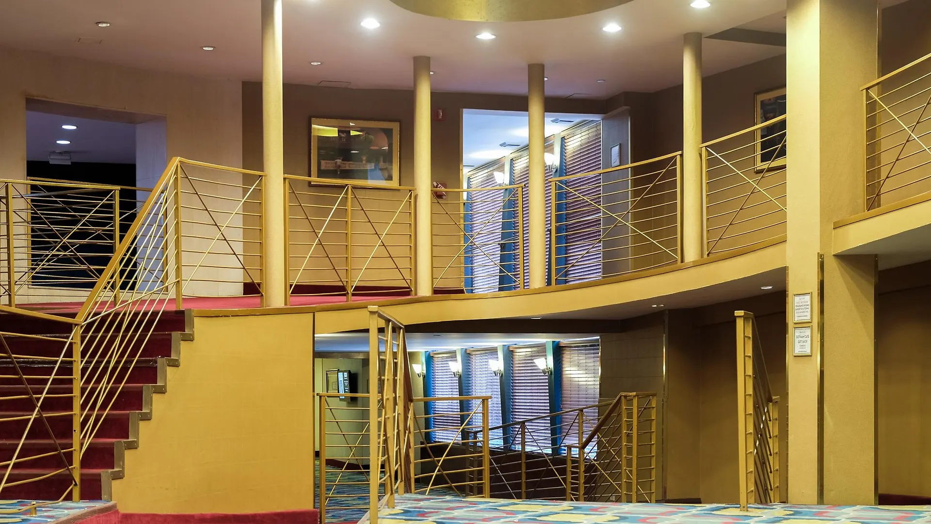 ניו יורק The Watson Hotel